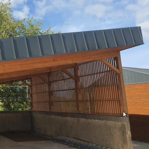 professionnel-charpentier-public